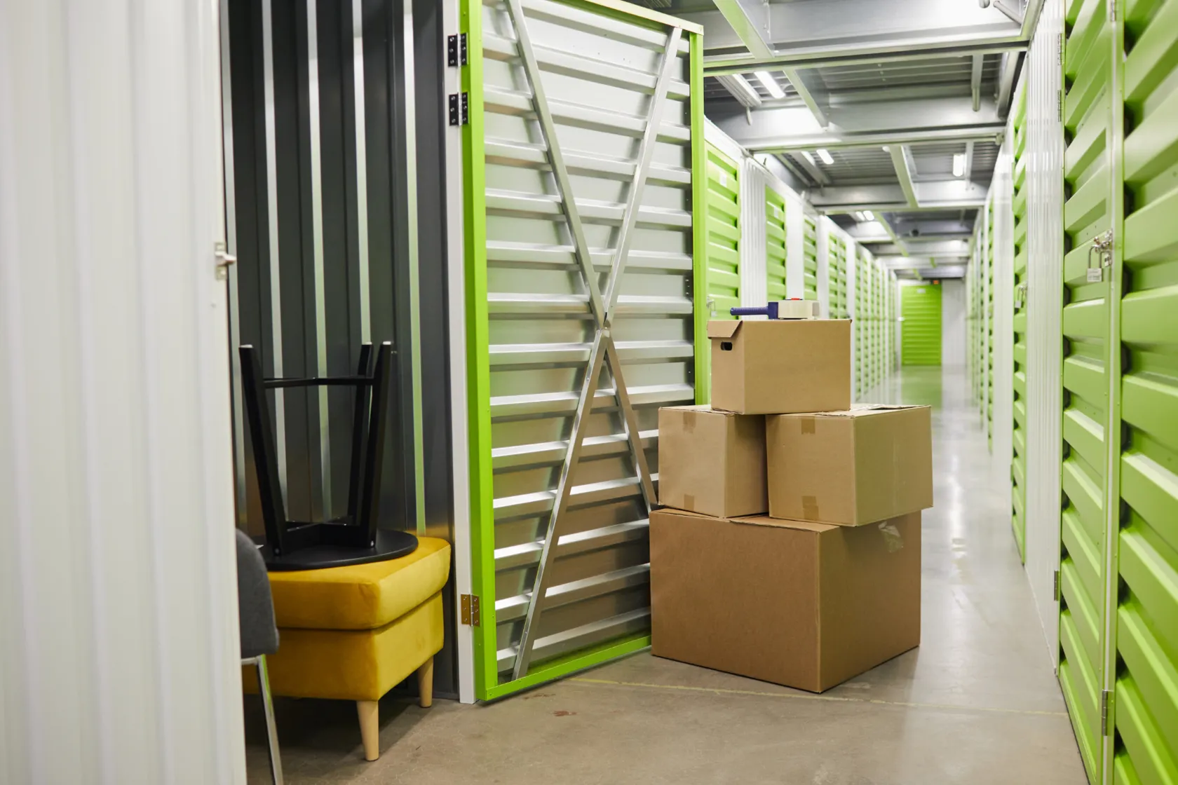Boxen in der Lagereinheit